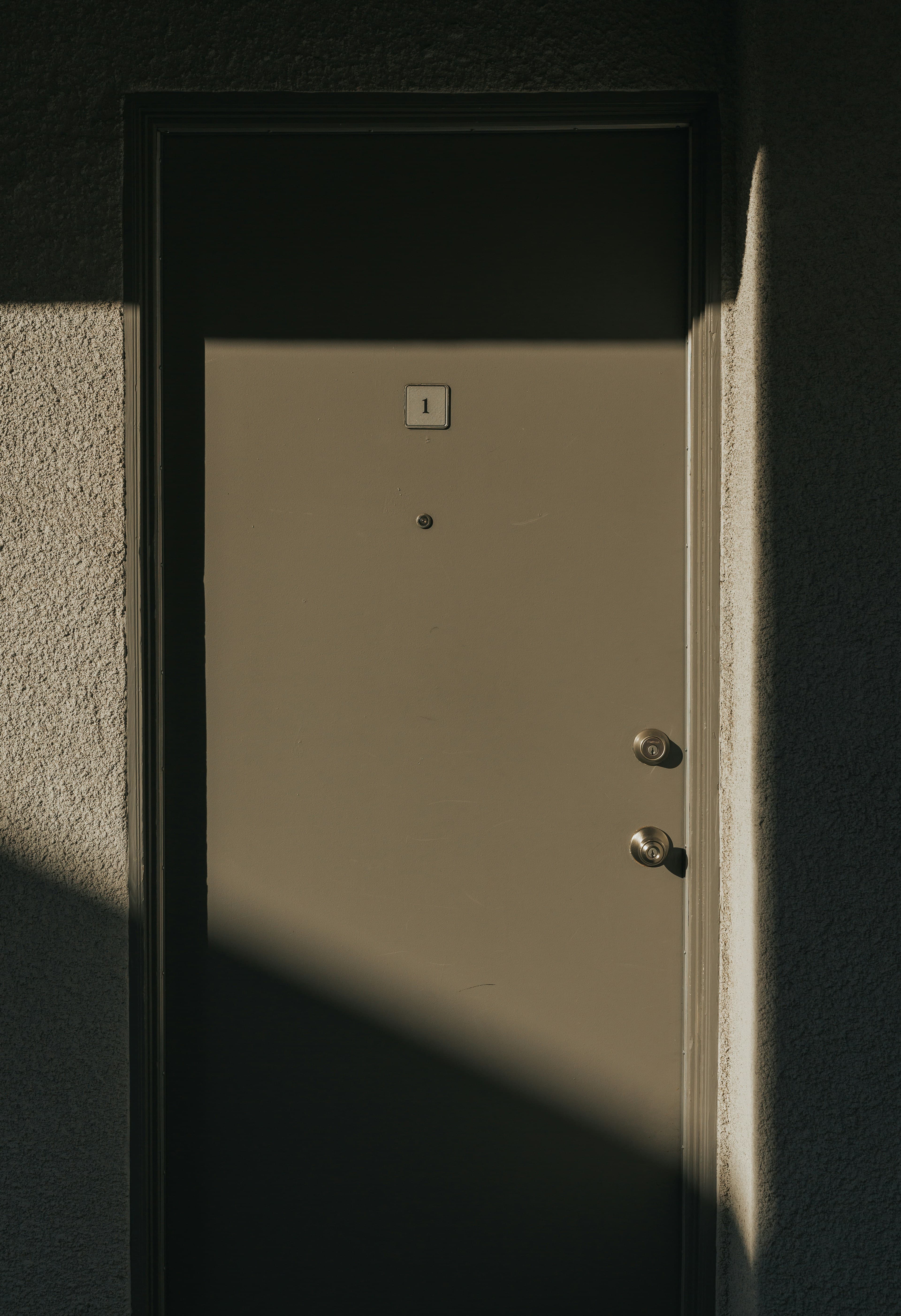 Installation de porte blindée